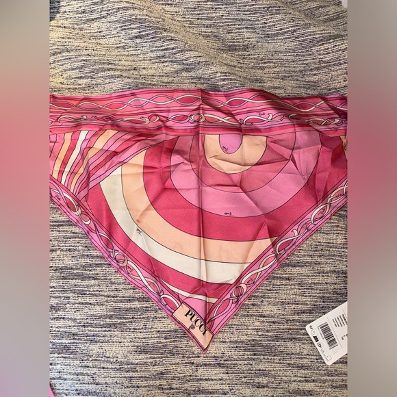 Pucci iride print silk twill scarf - Picture 6 of 7